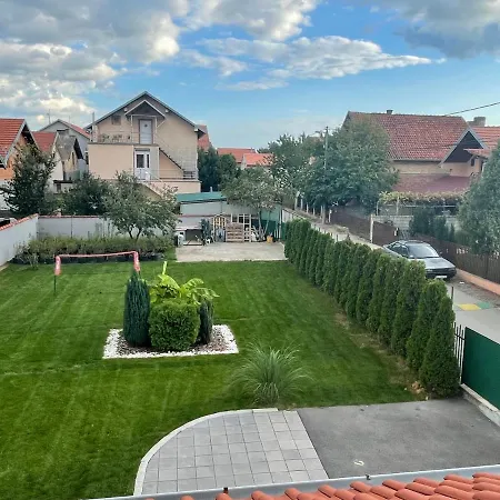 Charlie&blueberries Apartmán