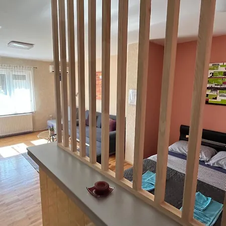 Charlie&blueberries * 贝尔格莱德