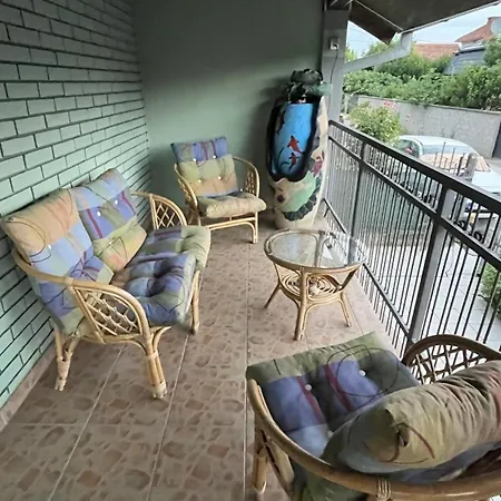 Charlie&blueberries Apartment